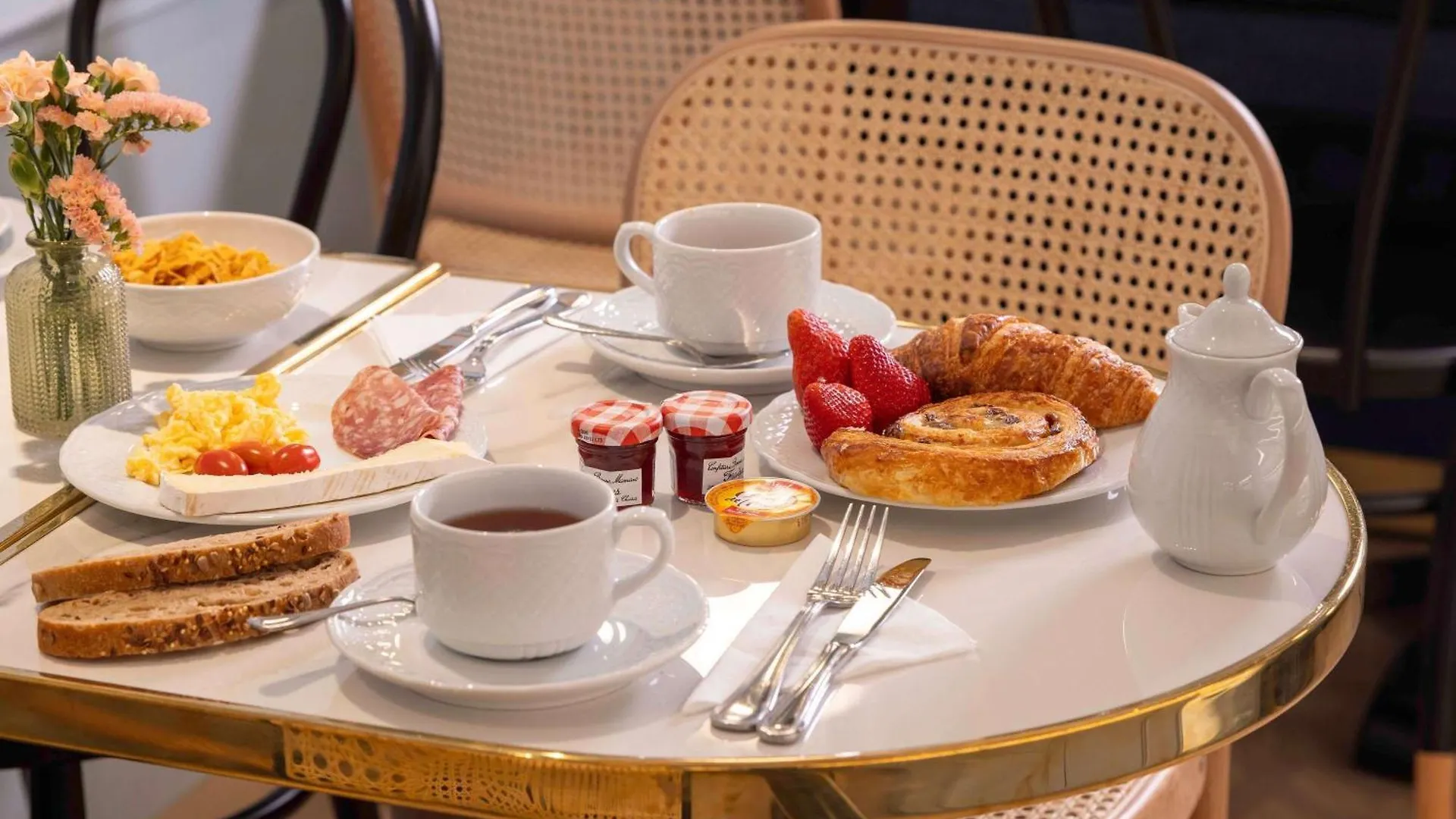 Mercure La Sorbonne Saint-germain-des-pres Otel 4*